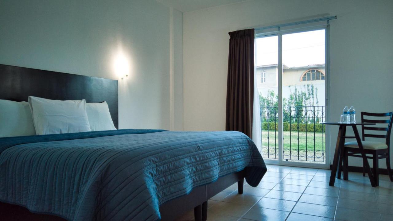 Hotel Osalle Inn Чигнауапан Екстериор снимка